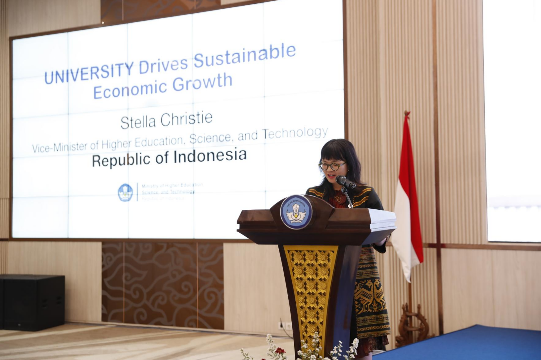 Talk-Cloud受邀出席“2025第二届中国—印尼校企合作峰会”：科技赋能教育，让优质教学跨越岛屿与国界